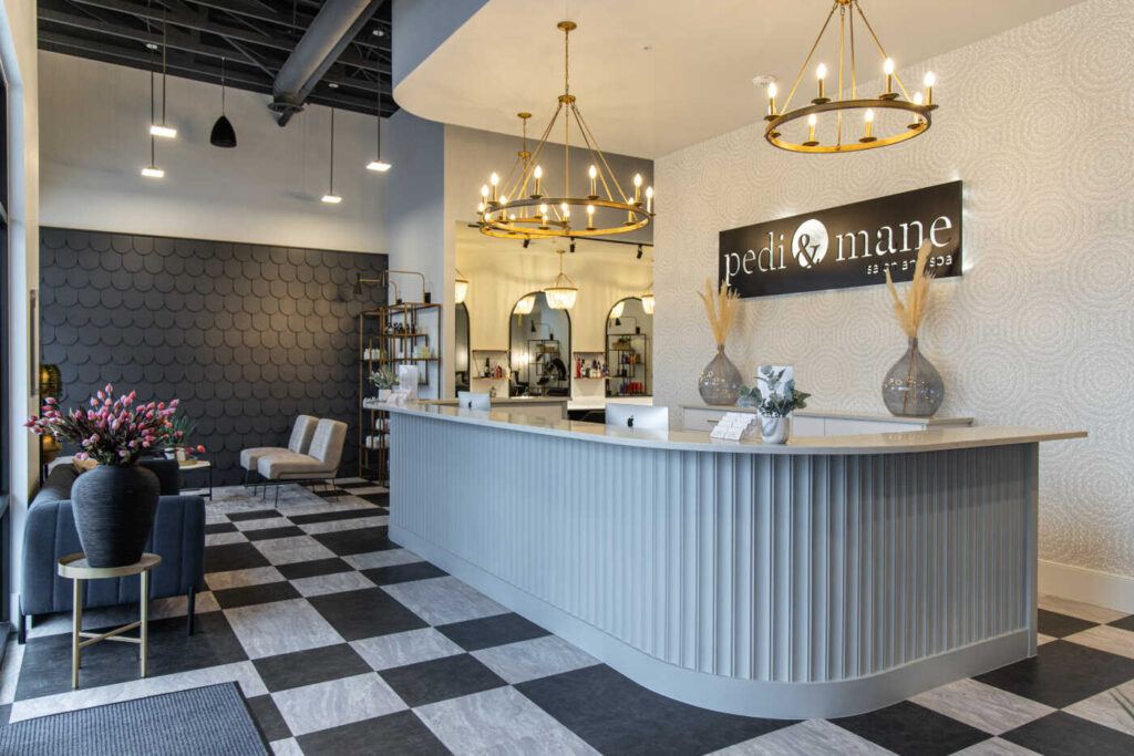 Front desk and main lobby at Pedi & Mane in Spanish Fork